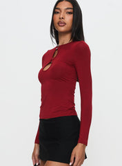 Orlaith Cut Out Long Sleeve Top Burgundy